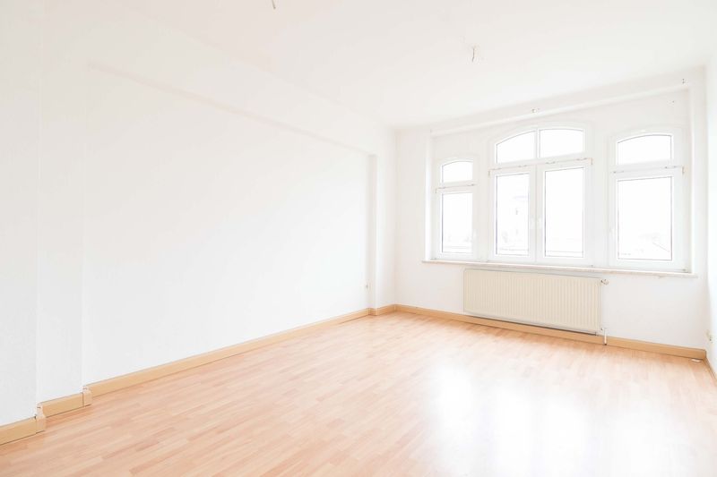 AKTION! 1 Monat Mietfrei - Tolle 3 Raum Wohnung - Handwerkerwohnung in Zeitz!